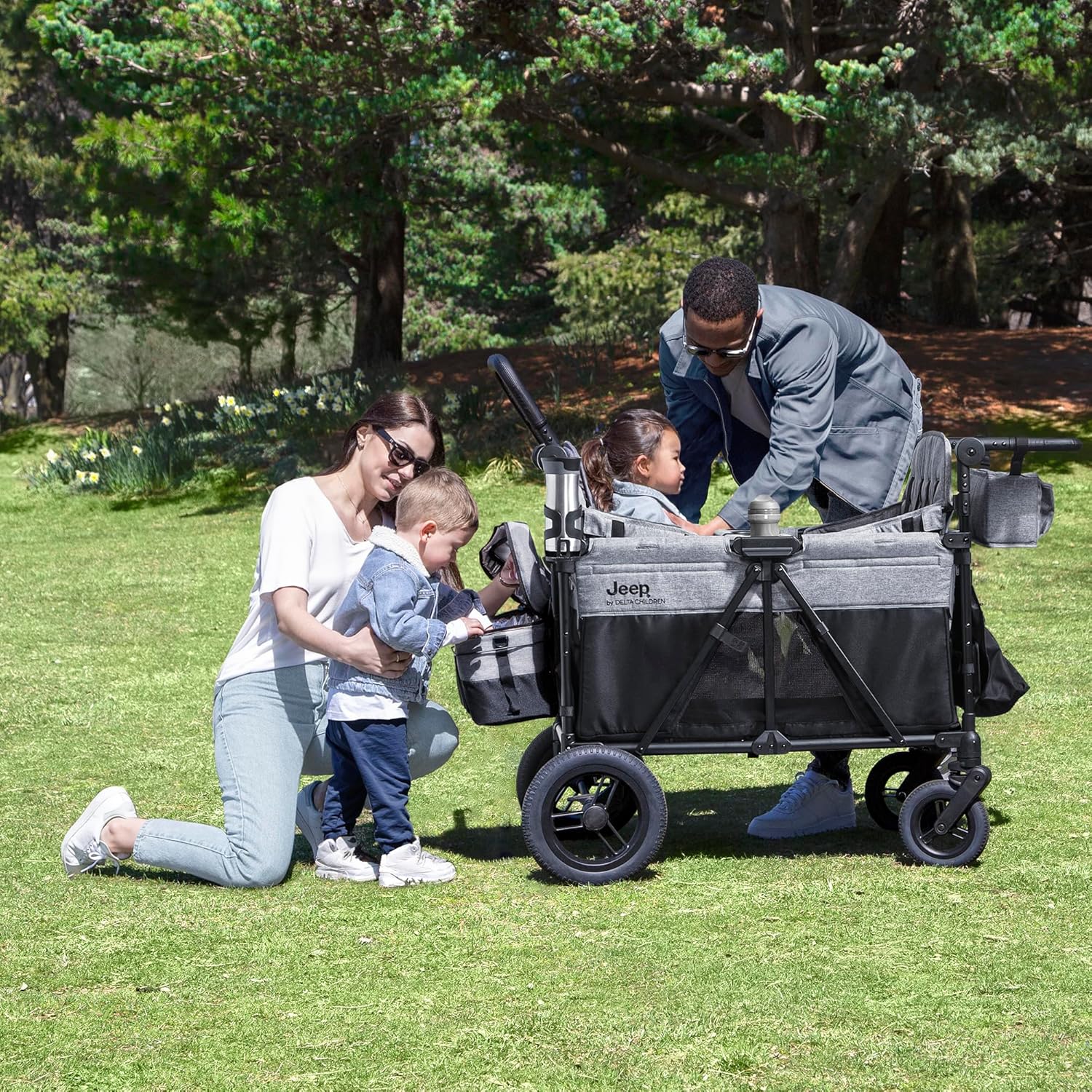Jeep Wrangler Deluxe 4 Seater Stroller Wagon by Delta Children Premium Quad Stroller Wagon wourant