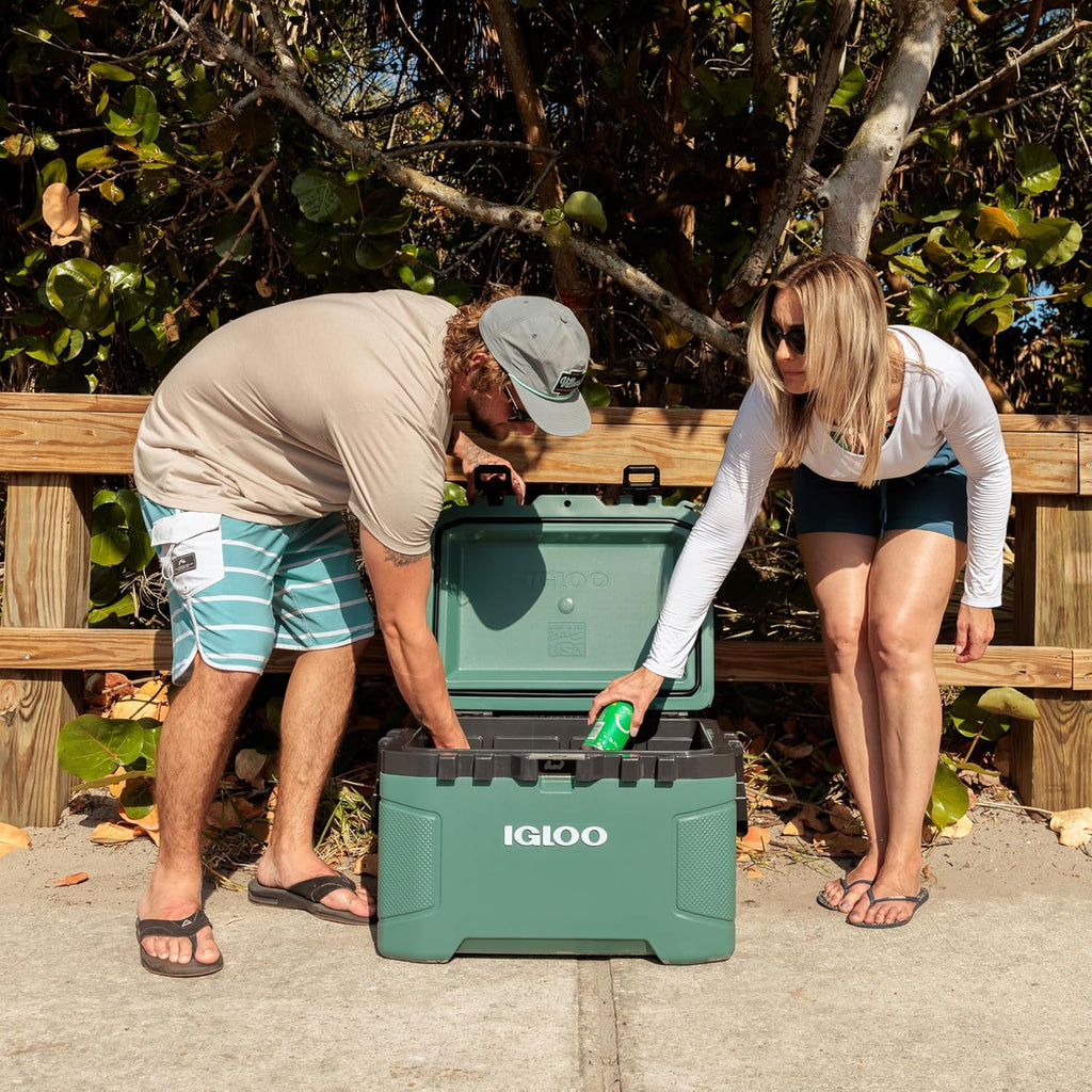 Igloo 52Qt Wheeled Cooler Insulated Hard Shell Ice Chest wourant