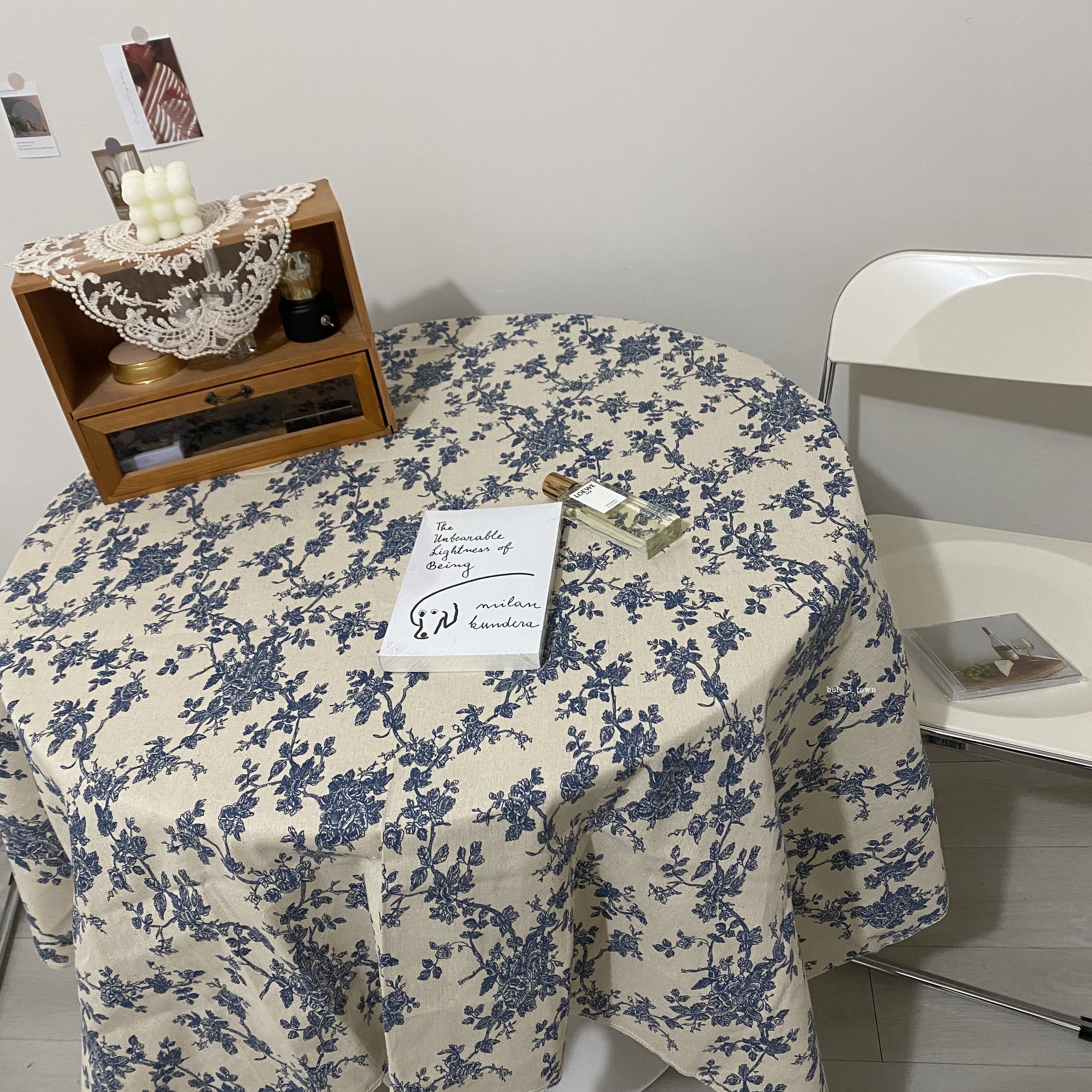 Tischdecke mit blauem Rosen-Blumenmuster, Vintage-Baumwoll-Leinen-Stil, perfekt zum Essen oder Picknicken wourant
