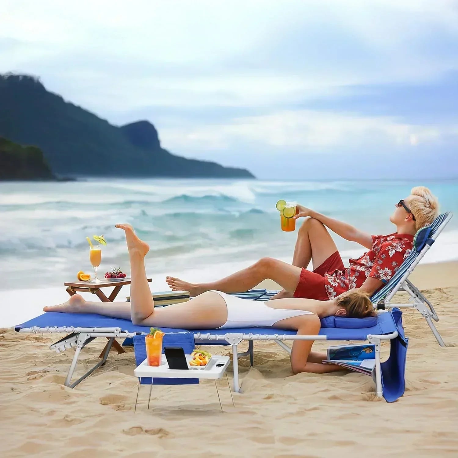 3-in-1 Beach Chair Face Holes Lounge Chair Outdoor with Folding Side Table 5-Position Recliner wourant