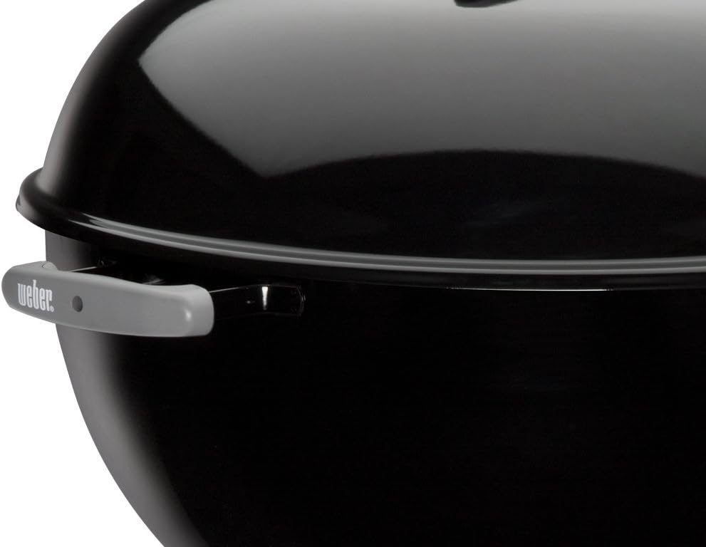 Weber Original Kettle 22-Inch Charcoal Grill wourant