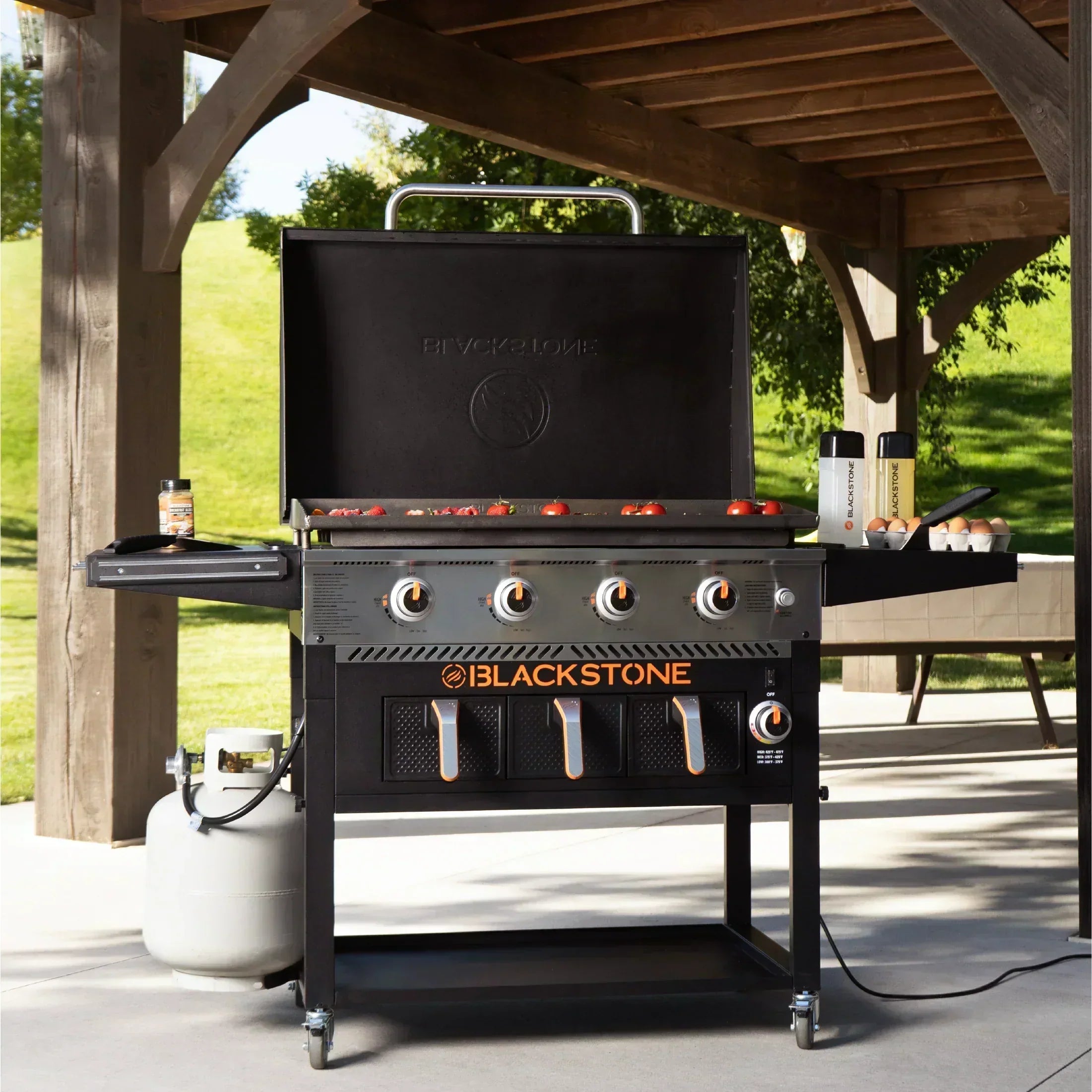 Blackstone 4-Burner 36" Propane Griddle with Air Fryer and Hood wourant