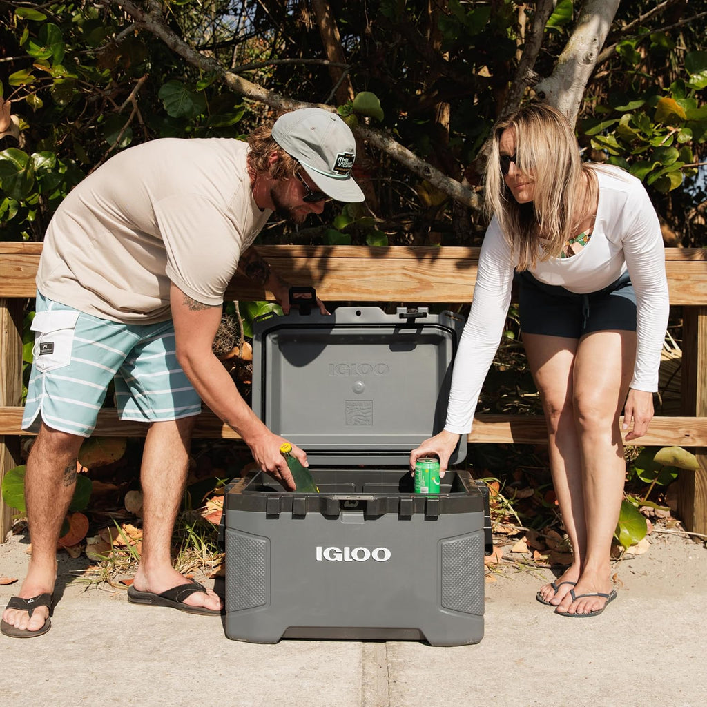 Igloo 52Qt Wheeled Cooler Insulated Hard Shell Ice Chest wourant
