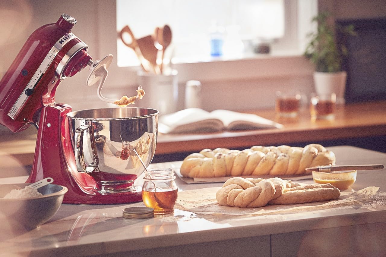 KitchenAid Artisan 5-Quart Tilt-Head Stand Mixer with Pour Flap wourant