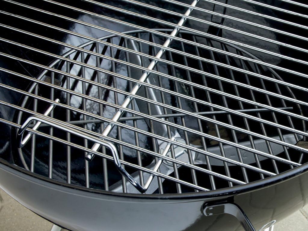 Weber Original Kettle 22-Inch Charcoal Grill wourant