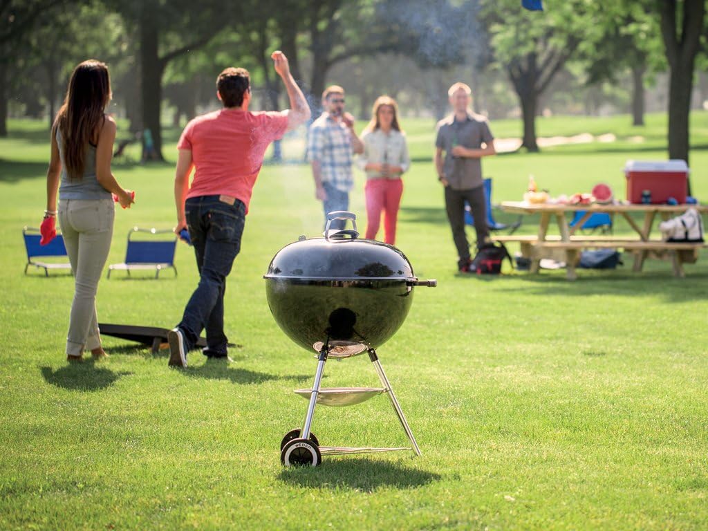Weber Original Kettle 22-Inch Charcoal Grill wourant