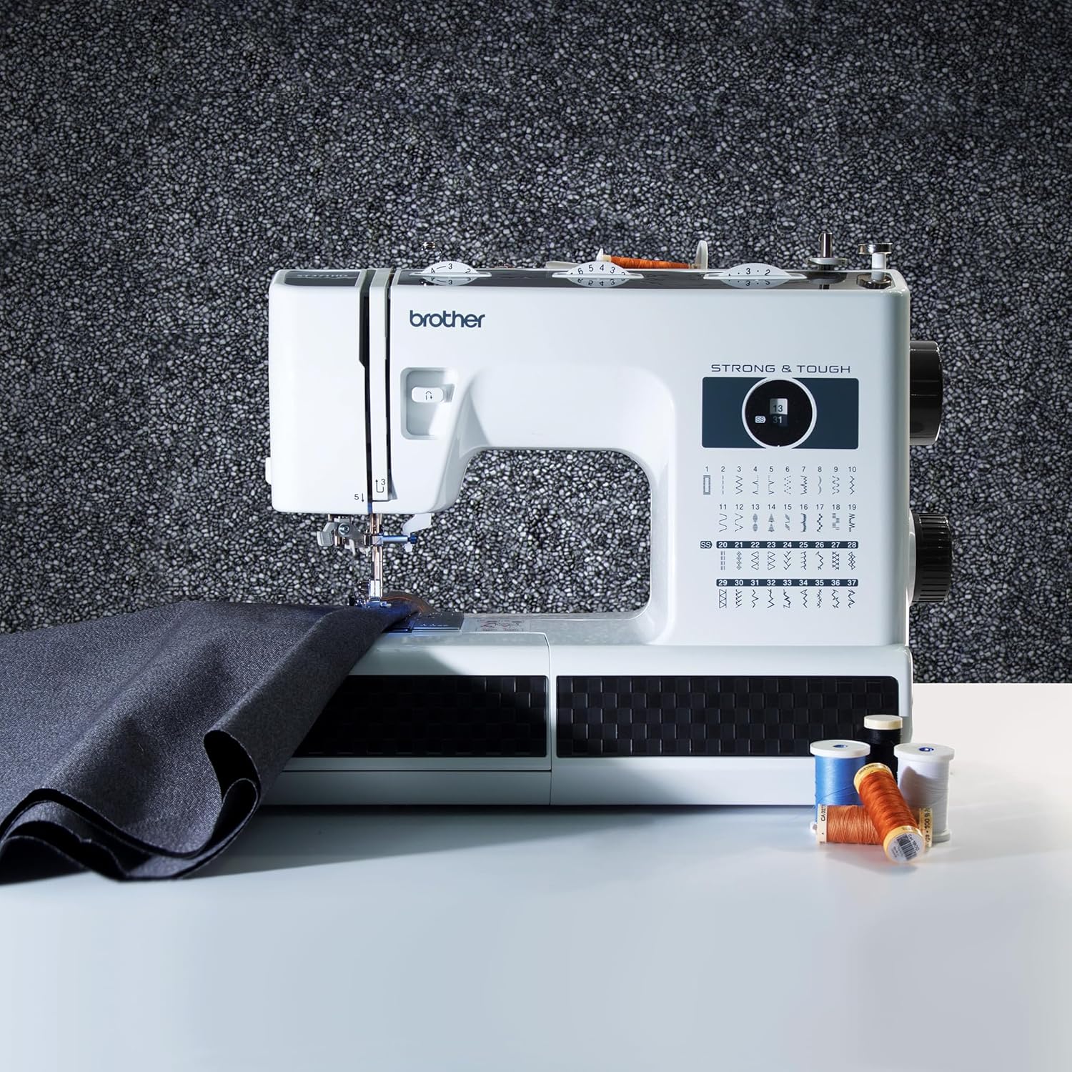 Sewing Machine, Strong Tough 37 Built-in Stitches Free Arm Option 6 Included Feet wourant