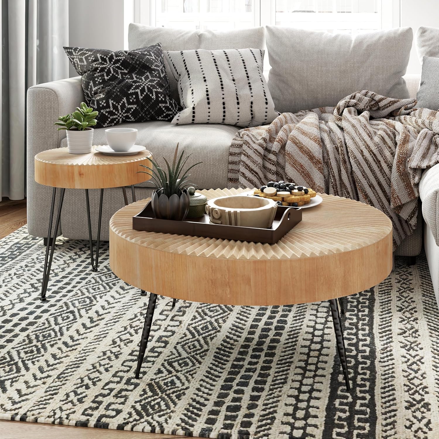Two-Piece Modern Farmhouse Living Room Coffee Table Set Round Nesting Tables wourant