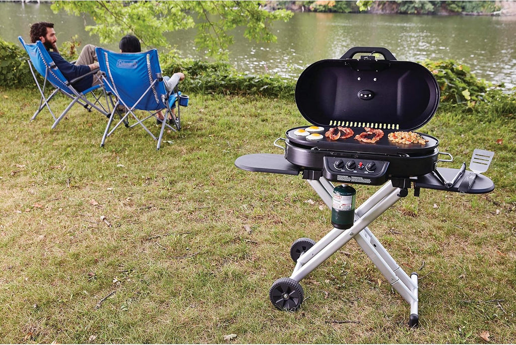 RoadTrip 285 Portable Stand-Up Propane Grill with 3 Adjustable Burners Instastart Ignition 20,000 BTUs wourant