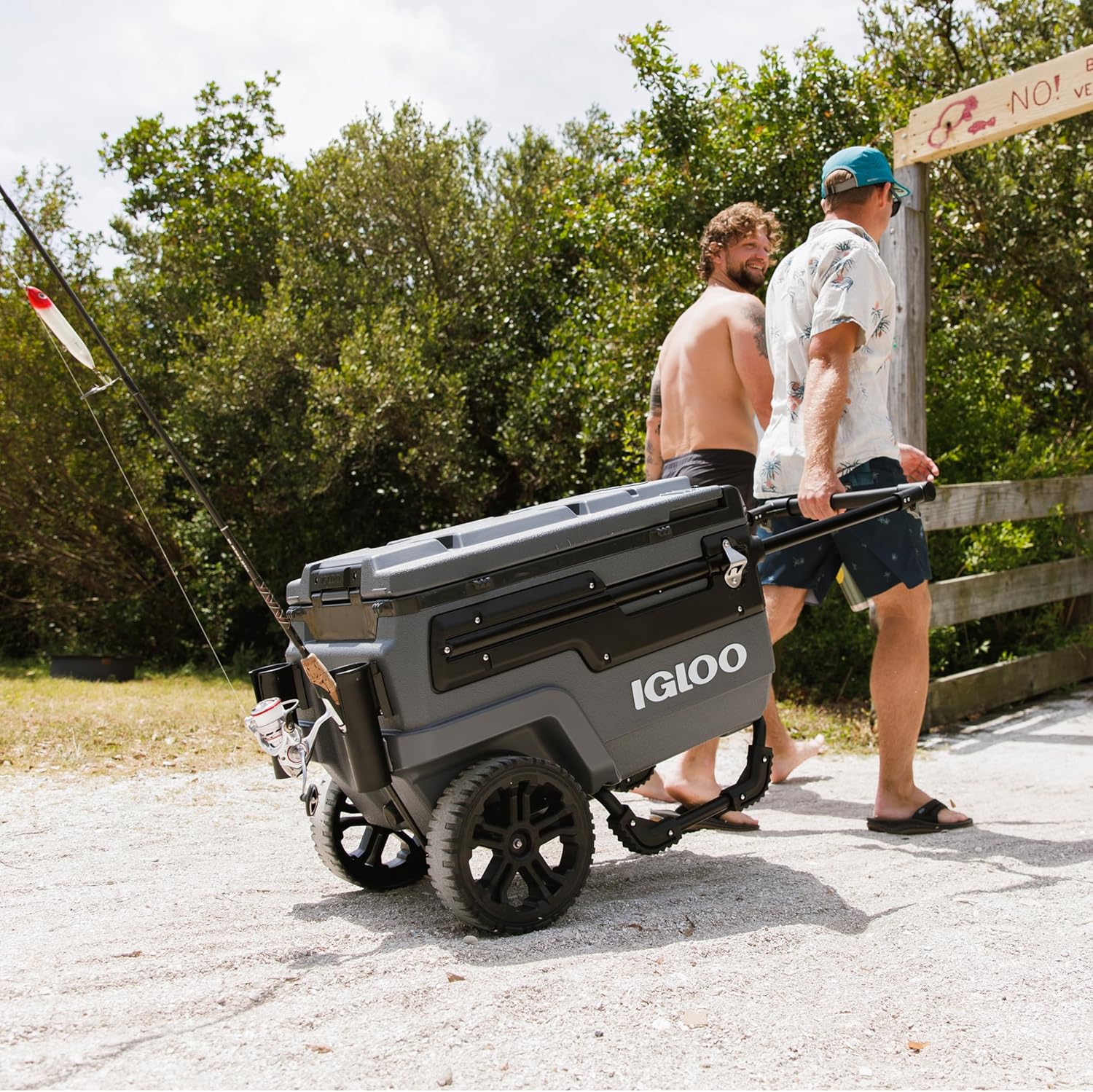70Qt Wheeled Cooler Insulated Hard Shell Ice Chest wourant