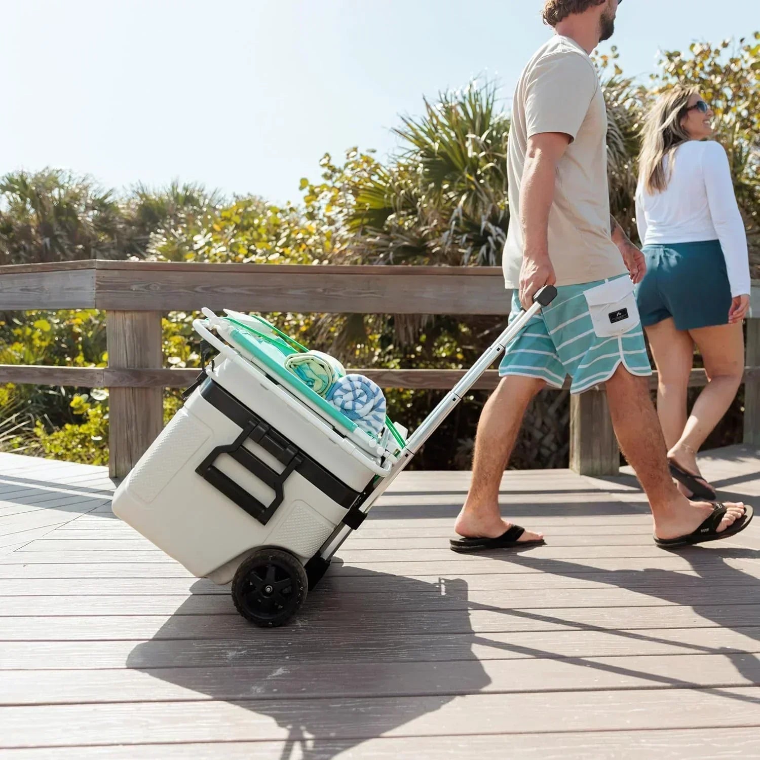 Igloo 52Qt Wheeled Cooler Insulated Hard Shell Ice Chest wourant